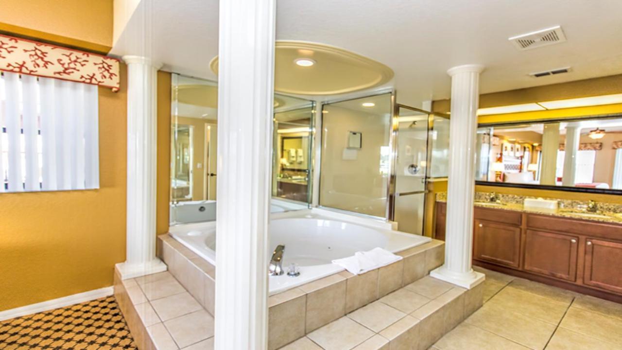 Stunning Condo Near Universal Studios Williamsburg Exteriér fotografie